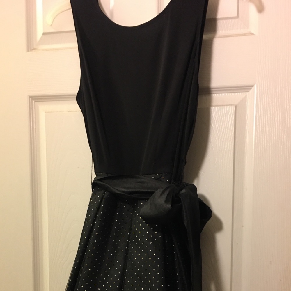 Karin Stevens Black Dress 👗